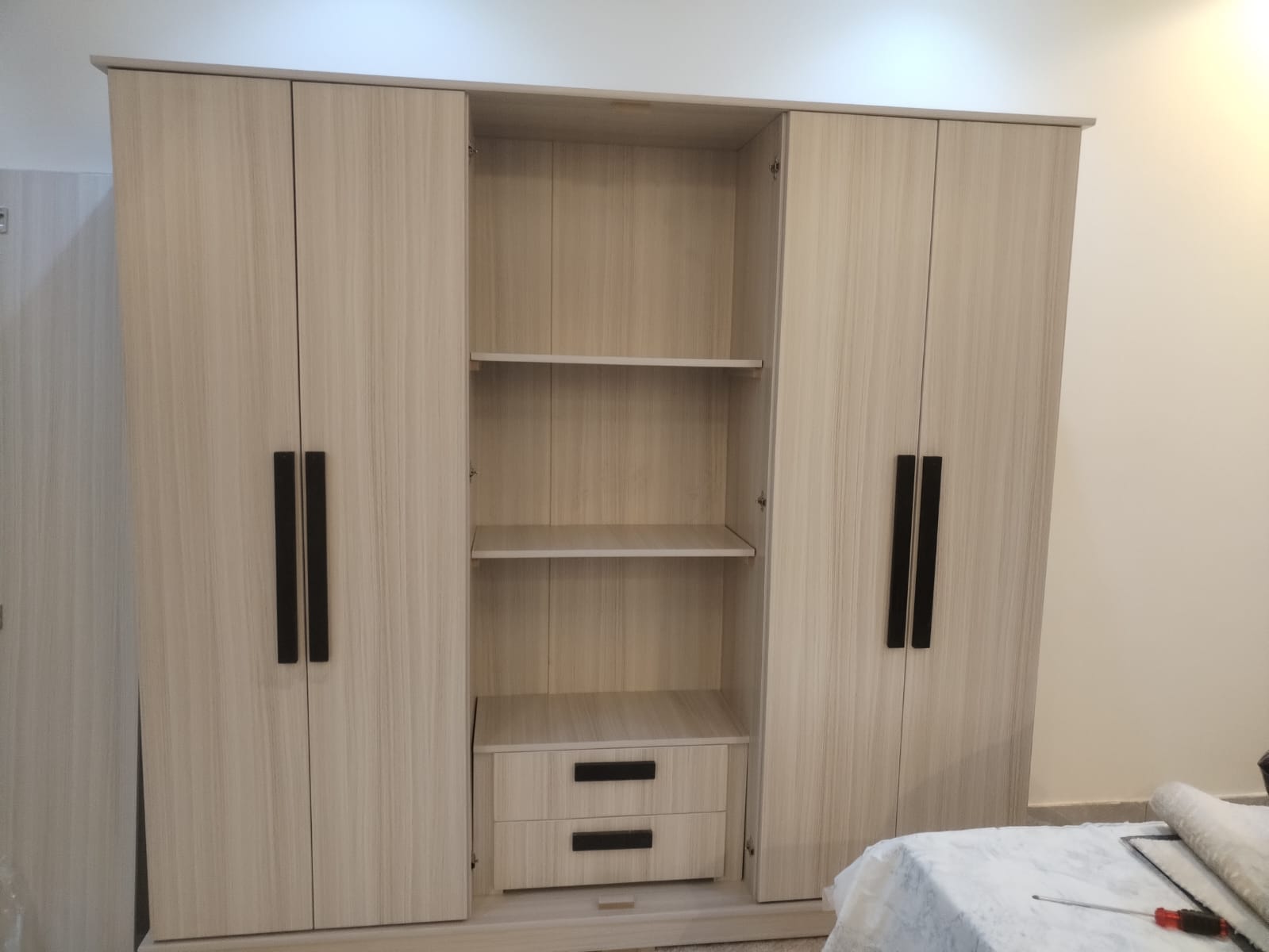 27ba395b-2d08-4686-9c37-7a2a46e62c08_دواليب جديده حراج.jpeg